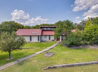 101 Devon Ct, Hudson Oaks, TX 76087