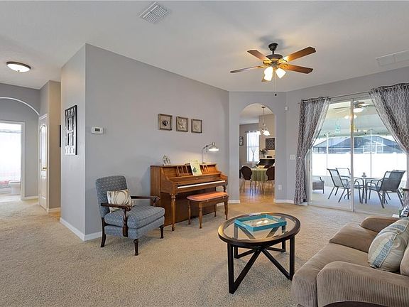 3rd image of 263 Magnolia Park Trl