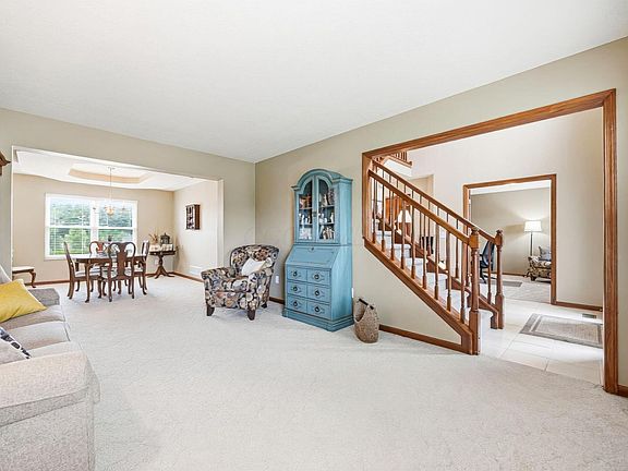 5th image of 13923 Sunladen Dr NW