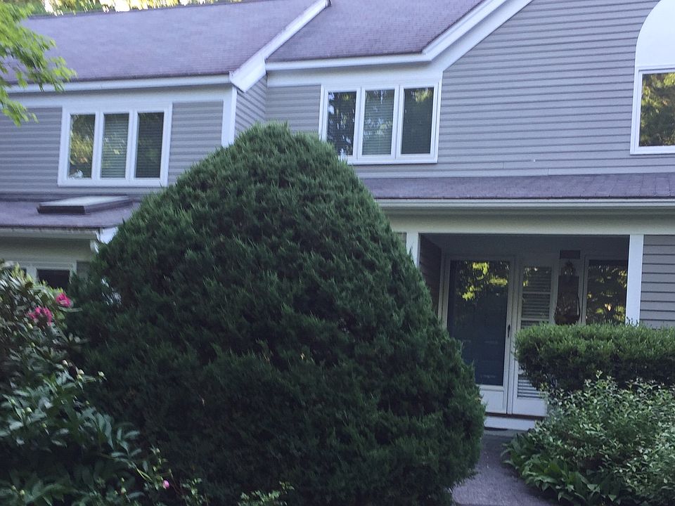 1st image of 6 Rosemary Ct