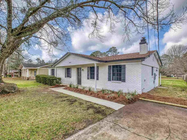 9451 Darlene Cir, Pensacola, FL 32526