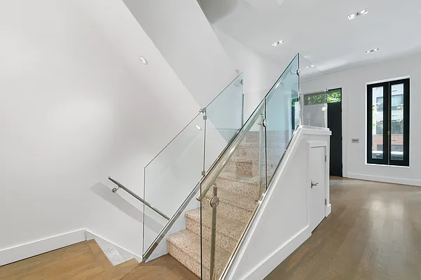 Rented by Nest Seekers International | media 11