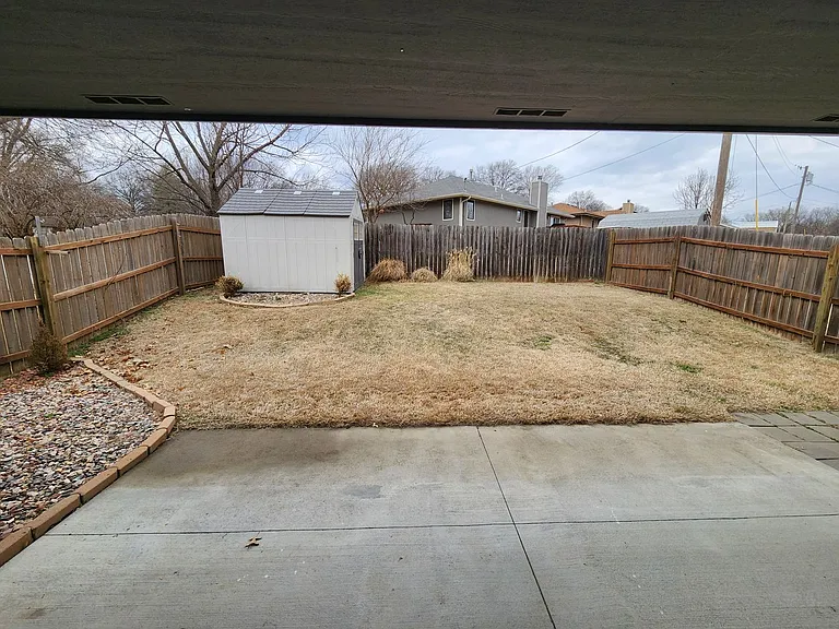 3003 NE Walnut Grove Rd — Photo 29