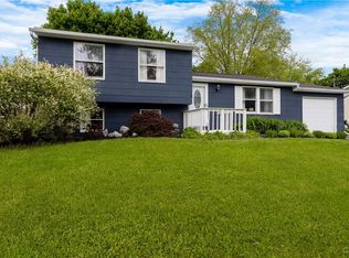 4229 Hunting Creek Dr, Clay, NY 13041