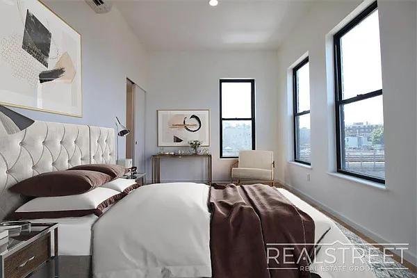 Rented by Real Street Inc | media 3