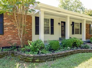 166 New Shackle Island Rd, Hendersonville, TN 37075