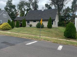 49 Terrace Rd, Levittown, PA 19056