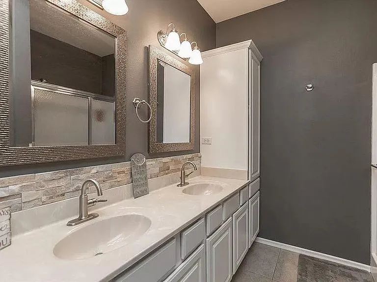 1020 Capri Dr NE — Photo 28