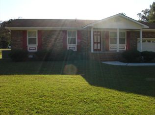 3585 River Rd, Vanceboro, NC 28586