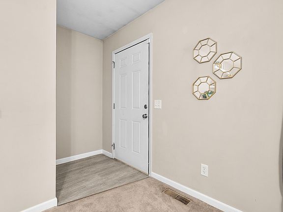 2nd image of 5648 Deerfield St