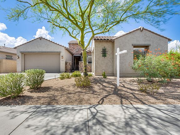 2nd image of 27518 N Higuera Dr