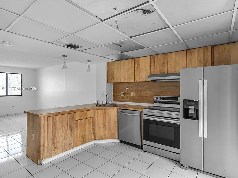 1811 SW 107th Ave #2302 — Photo 9