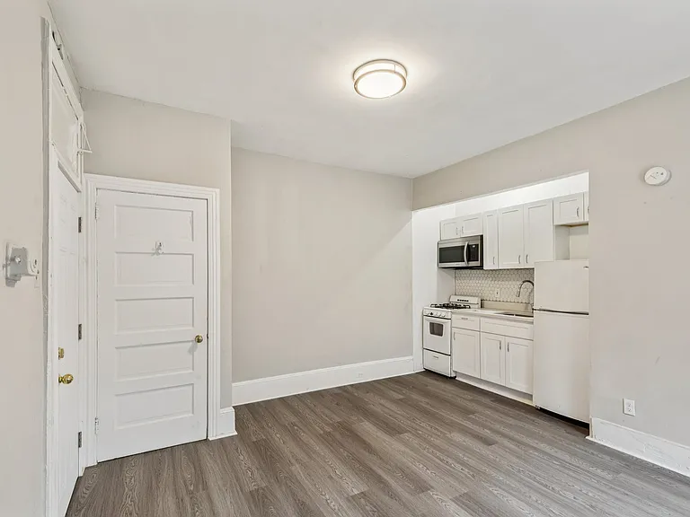 3431 Spring Garden St #3B — Photo 10