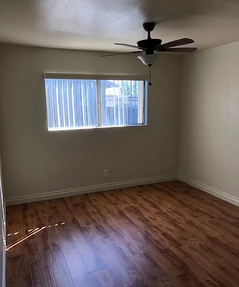11619 Downey Ave #203 — Photo 9