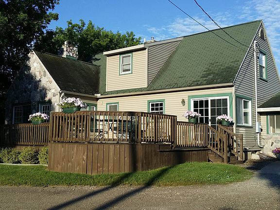 Front deck