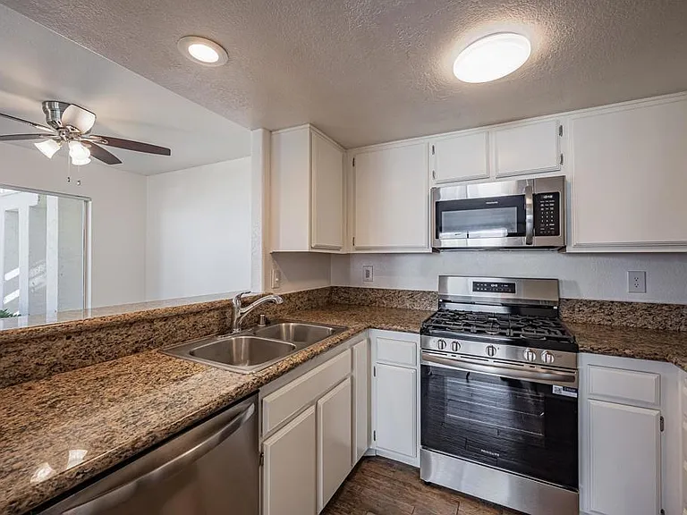 420 Stoney Point Way #113 — Photo 10