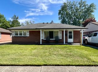 1218 E Kalama Ave, Madison Heights, MI 48071