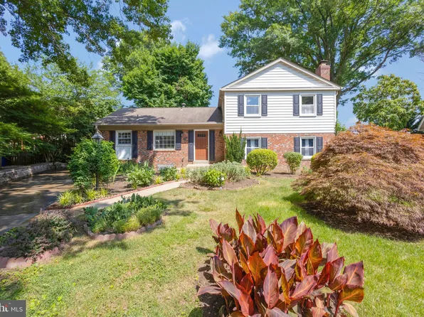 3901 Flagstone Ter, Alexandria, VA 22306