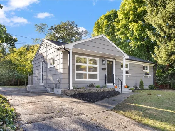 59 Hartford Ave E, Riverside, RI 02915