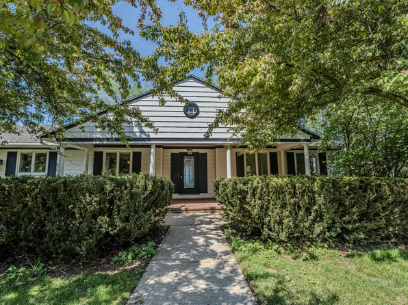 4675 S Lakeshore Dr, Ludington, MI 49431