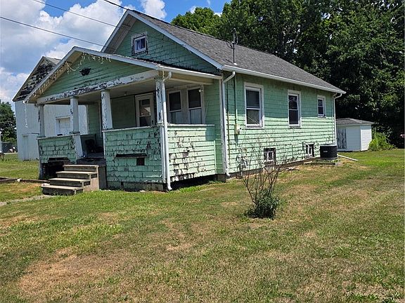 2nd image of 1107 Charles St