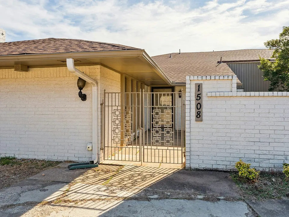 1508 Glenbrook Dr