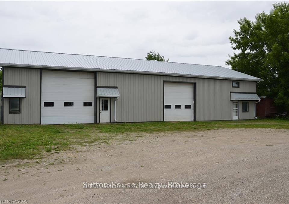1st image of 402432 Grey Ave #4