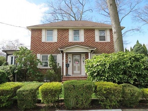 1st image of 64 Argyle Pl