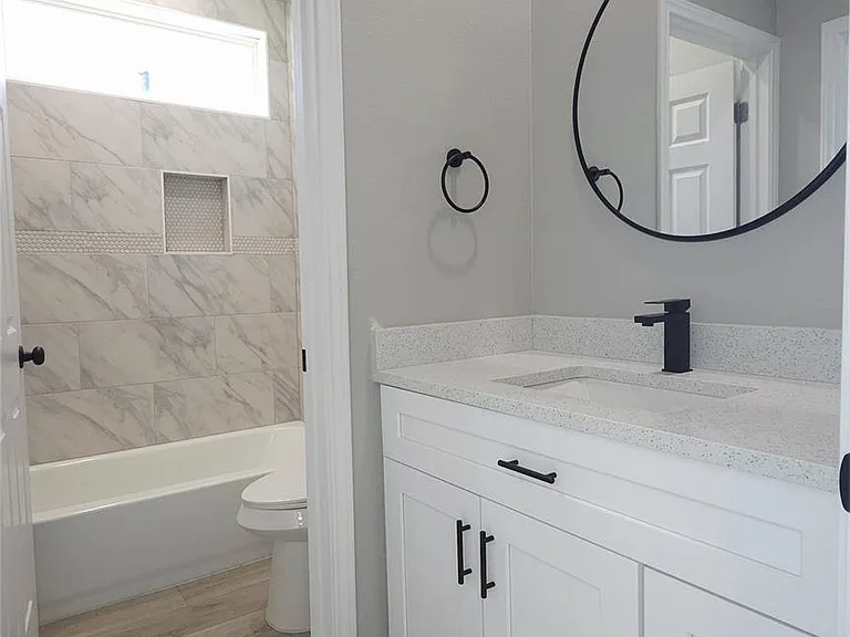 765 Enterprise B St #B — Photo 10