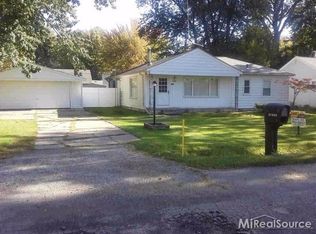 27805 Ponchartrain St, Harrison Township, MI