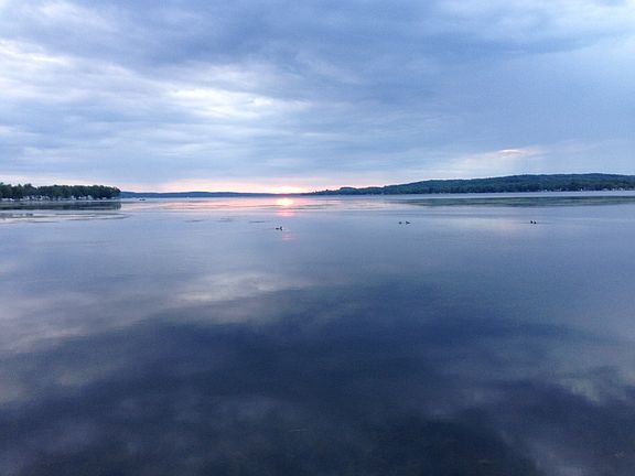 3rd image of 106 Lakeside Blvd
