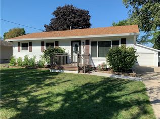 3600 E 38th Ct, Des Moines, IA 50317