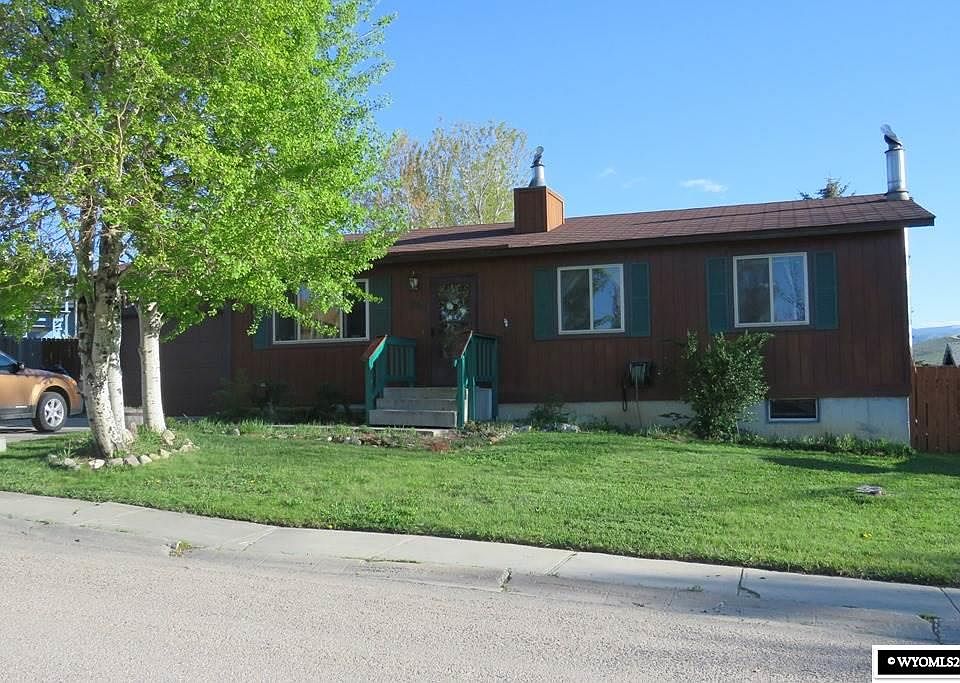 1st image of 1340 McDougall Dr