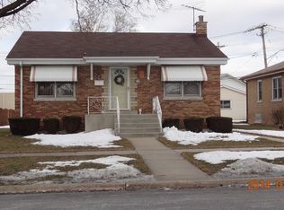 7654 W 65th St, Bedford Park, IL 60501