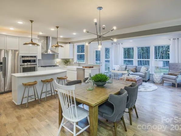 13935 Penbury Ln #378, Charlotte, NC 28278