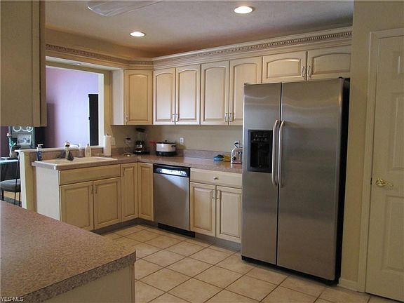4th image of 4736 Cypress Point Dr