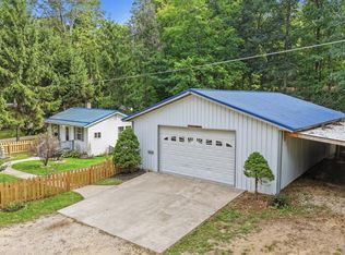 3944 Truesdale Ave, Newaygo, MI 49337