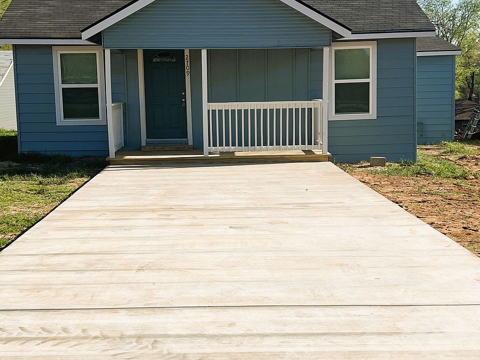 1st image of 2709 W Gay Ave