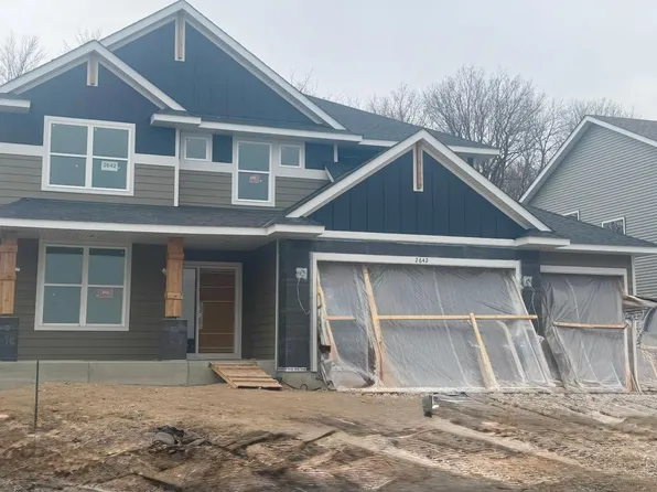 2642 Aspen Dr, Shakopee, MN 55379