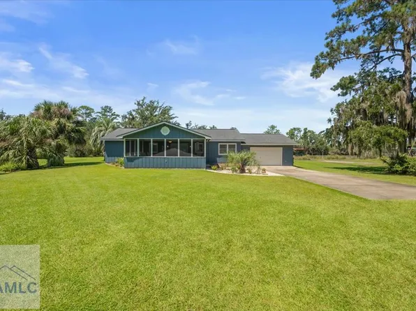 351 Japonica Dr, Midway, GA 31320