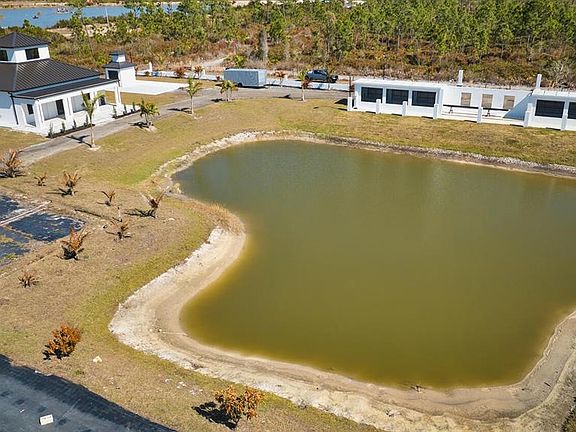 3rd image of 30000 Bermont Rd