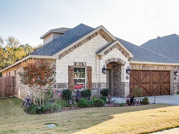 3rd image of 4008 Aspenwood Dr