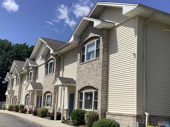 520 Victor St Unit 8, Saddle Brook, NJ 07663
