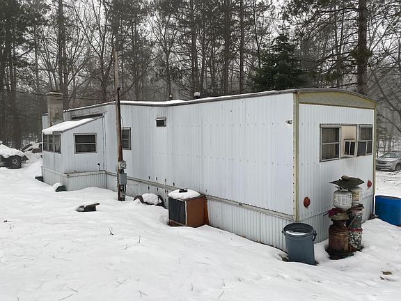 2nd image of 23433 Hooker Dr