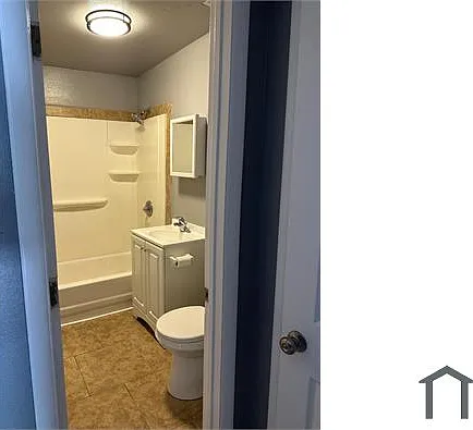 3612 W Hadley St — Photo 3