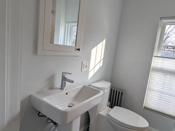 1 Florence St, Dover, NH 03820