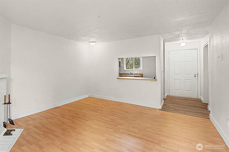 4th image of 3322 I Street #F202