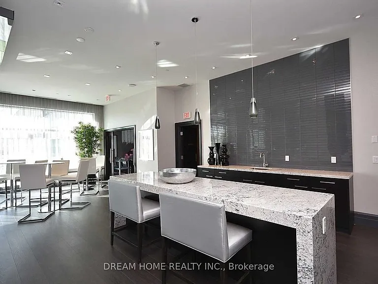 55 Speers Rd #1609 — Photo 24