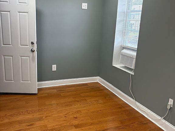 2nd image of 7123 Woodland Ave #2