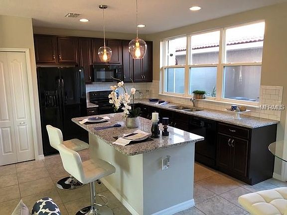 5th image of 3106 Camino Real Dr N